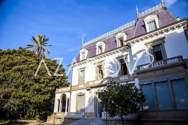 Villa storica sul mare a Sanremo
