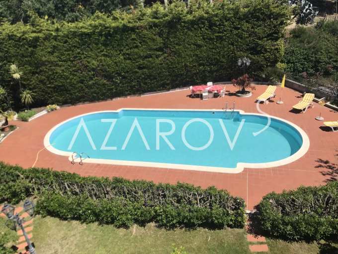 Villa in vendita con piscina in Liguria